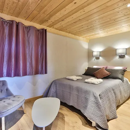 Isabelle Mountain 5 Star 5 Bedroom En Sauna Jacuzzi Alpesi faház