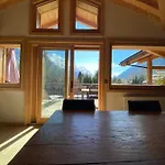 Chalet Isabelle Mountain 5 Star 5 Bedroom En Sauna Jacuzzi