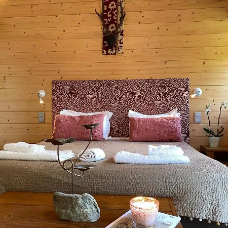 Isabelle Mountain 5 Star 5 Bedroom En Sauna Jacuzzi シャレー